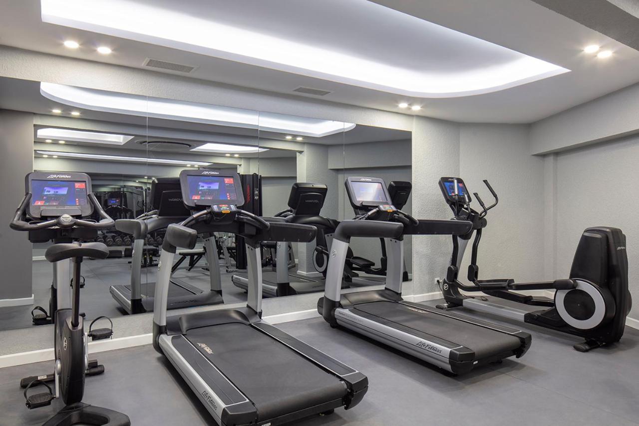 Blue Marlin Deluxe Spa & Resort Конаклы Экстерьер фото The gym at the hotel