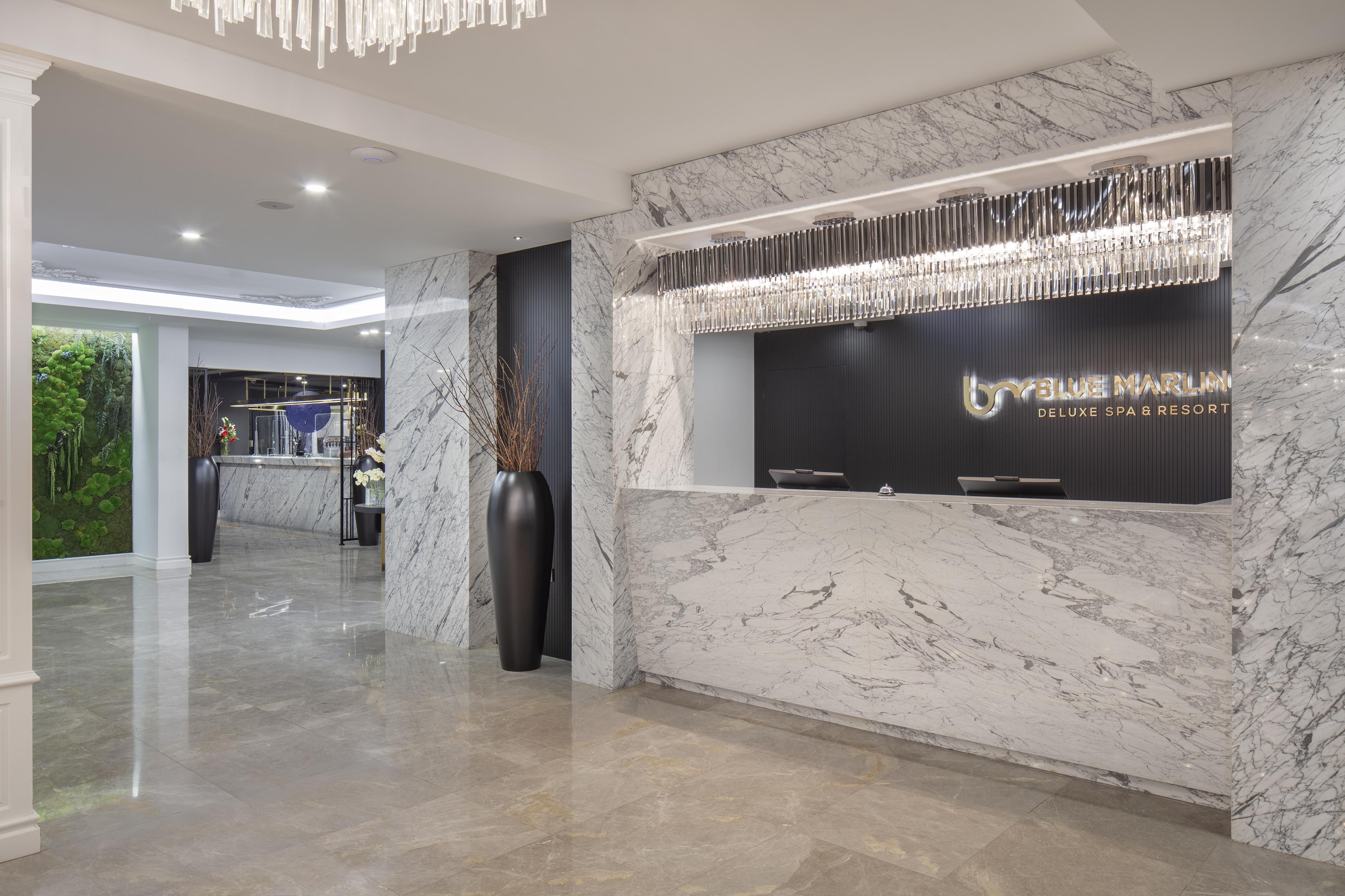 Blue Marlin Deluxe Spa & Resort Конаклы Экстерьер фото Reception