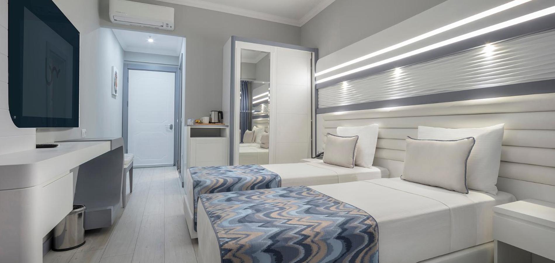 Blue Marlin Deluxe Spa & Resort Конаклы Номер фото